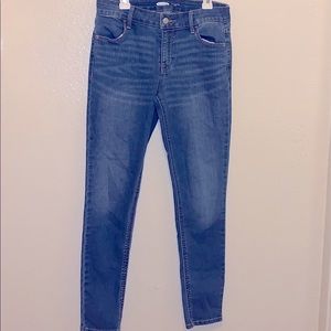 Old Navy Super Skinny Ankle Jeans